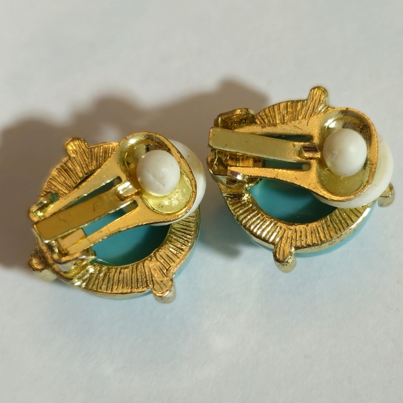 Vintage Teal & Gold Acrylic Ball Clip On Earrings - Picture 6 of 8